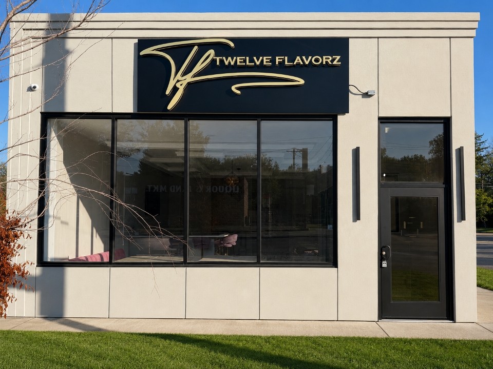 Twelve Flavorz 17343 E Warren St.