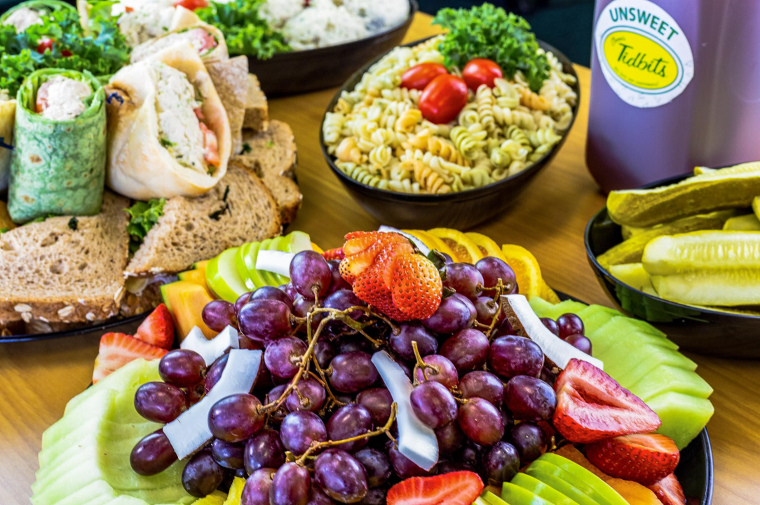 Clara's Tidbits Restaurant - Hendricks