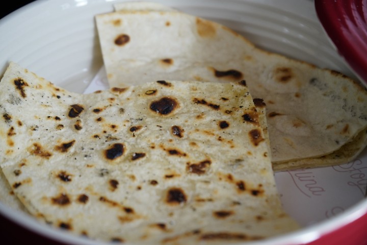 Grilled Thin Piadina Bread
