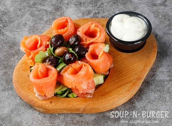 Raw Smoked Salmon Platter