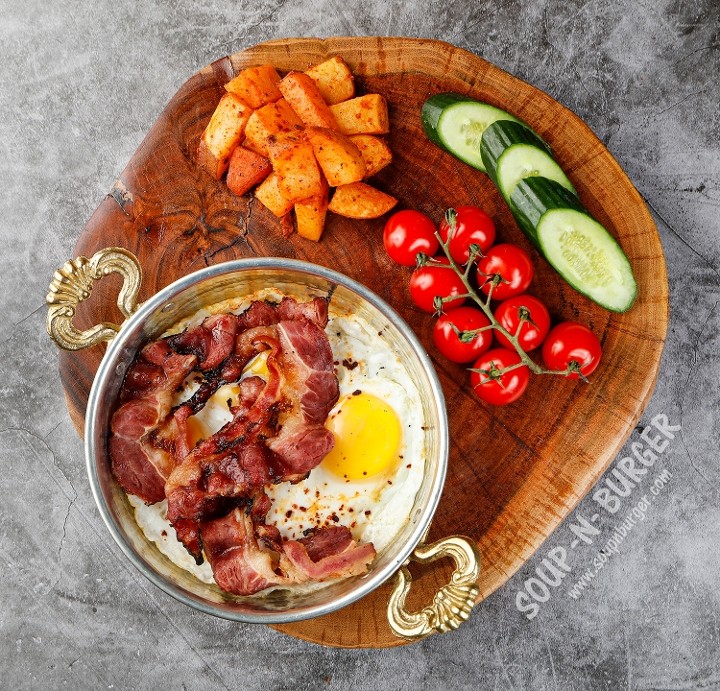 3 Sunny Side Eggs With Beef Bacon