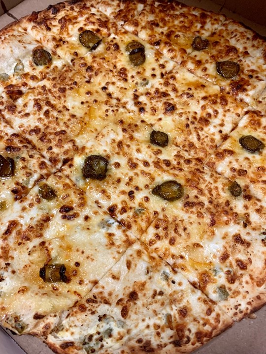 Full Jalapeno Popper Pizza