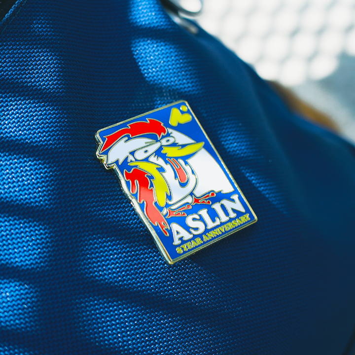 Aslin: 8th Anniversary Kookaburra Pin