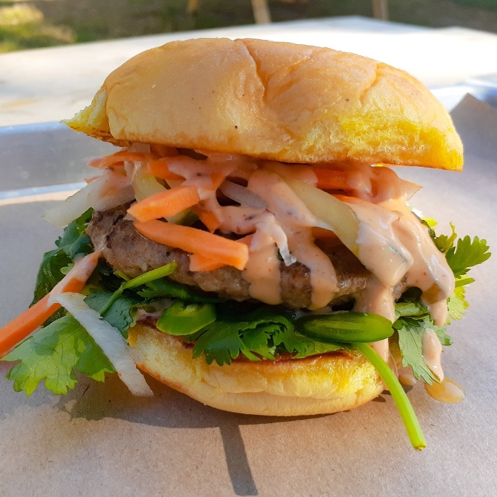 BAHN MI TURKEY BURGER