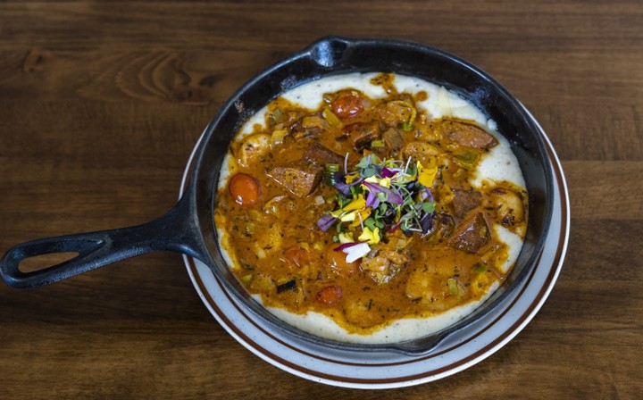 Shrimp & Grits Skillet