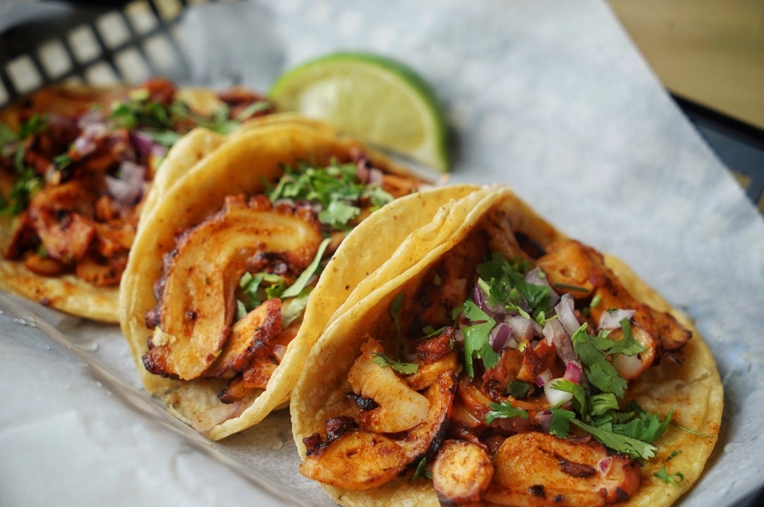 Tacos De Pulpo Zarandeado (3)
