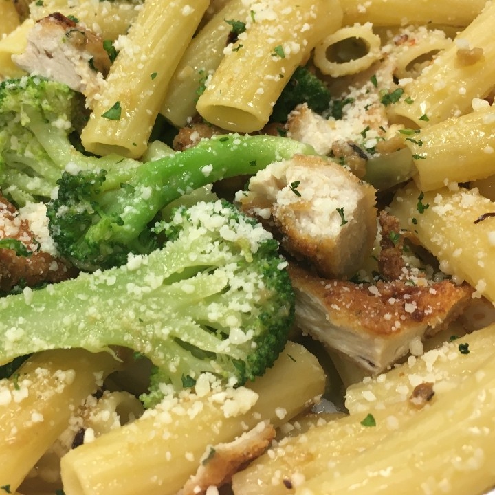 Chicken and Broccoli Pasta - Lunch