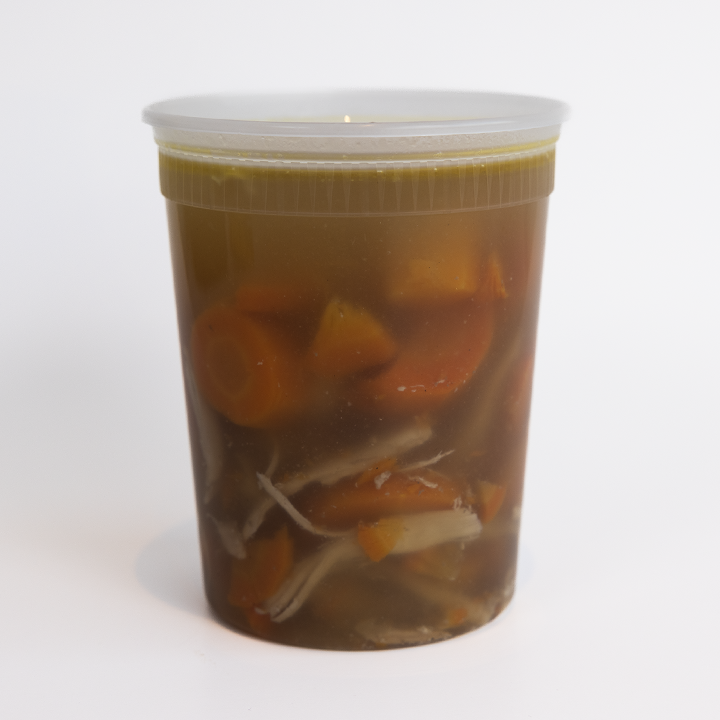 Xlg Chicken Soup 32 oz (to go only)