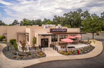 Woodside Bar & Grill