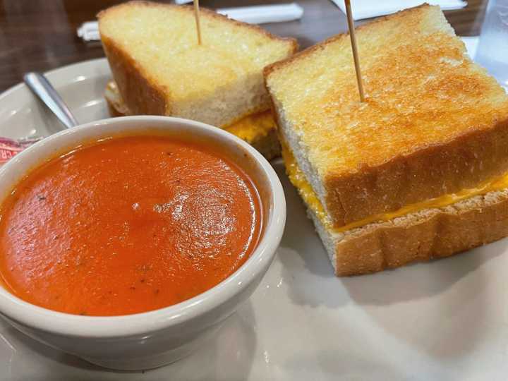 Grilled cheese,  CUP soup