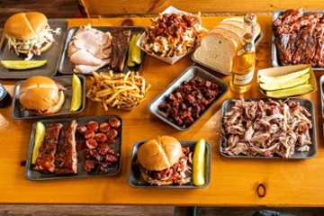 Shawnee Bates City BBQ 6493 Quivira Road