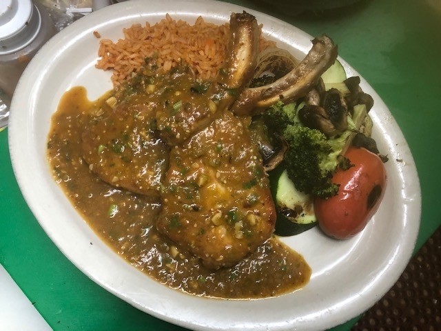 L Chuleta En Salsa Verde