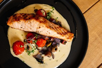 Tonic Seafood & Steak