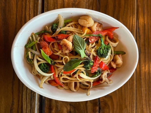 Thai Spicy Seafood Linguine