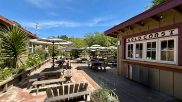 Gold Coast Coffee & Bakery 25377 Steelhead Blvd
