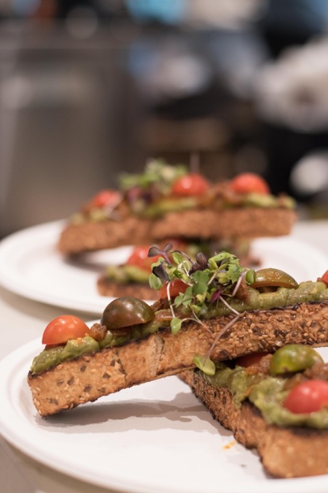 VEGAN Avocado Toast