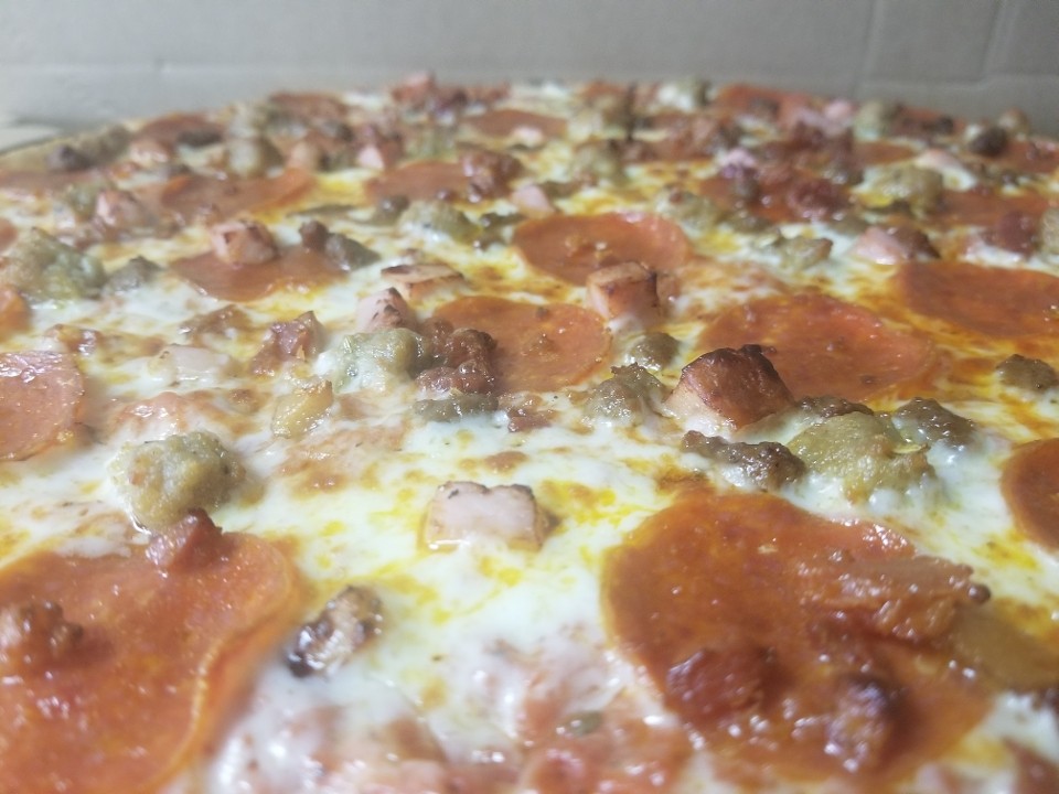 Lake Anna Big Cheese Pizza