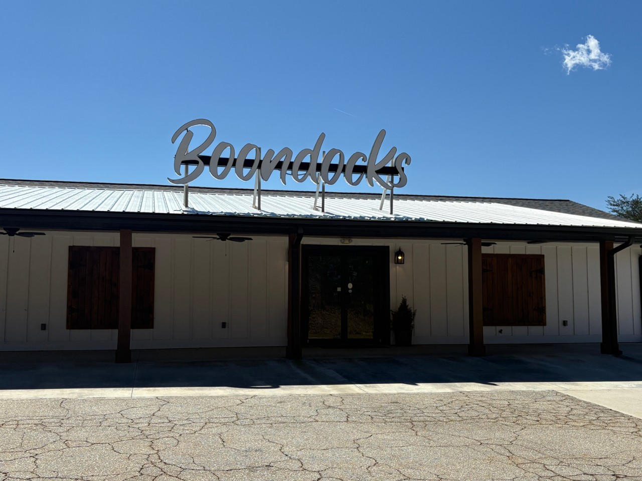 BOONDOCKS ON LAKE HARTWELL