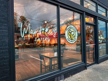 Mandabee's Eatery 311 Main St