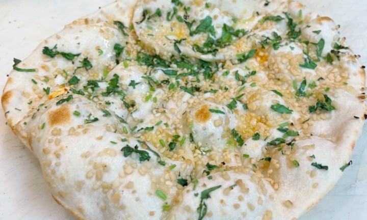 GARLIC CILANTRO NAAN (-)