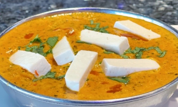 D- Paneer Makhani