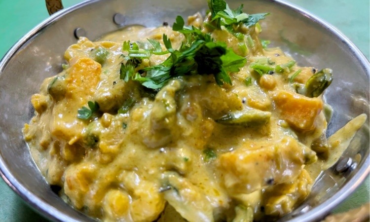 D- VEG MANGO CURRY