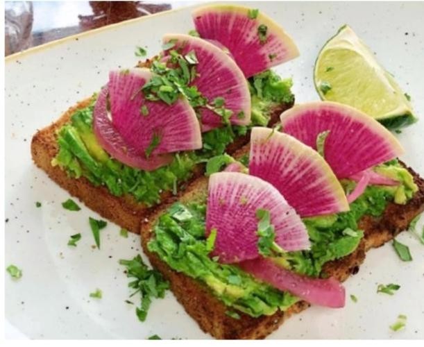 K.O.'s Smashed Avocado Toast  ( V )