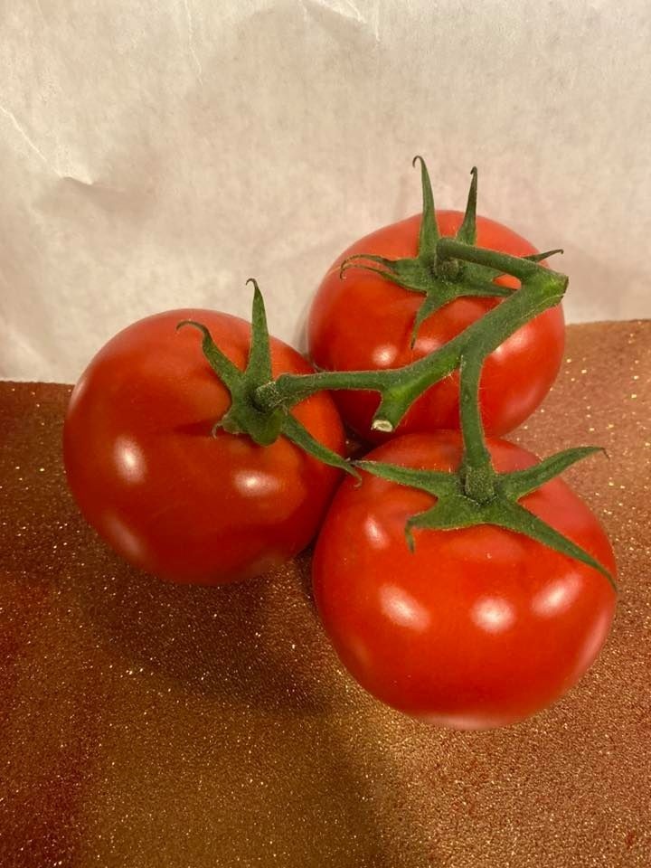 Fresh Vine Tomato