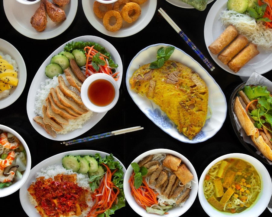 Lotus Moon: Vietnamese Plant-based Cuisine 2770 Pearl Street