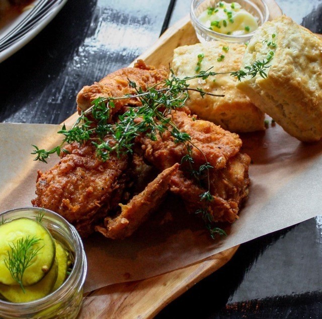 MARILYN’S FRIED CHICKEN