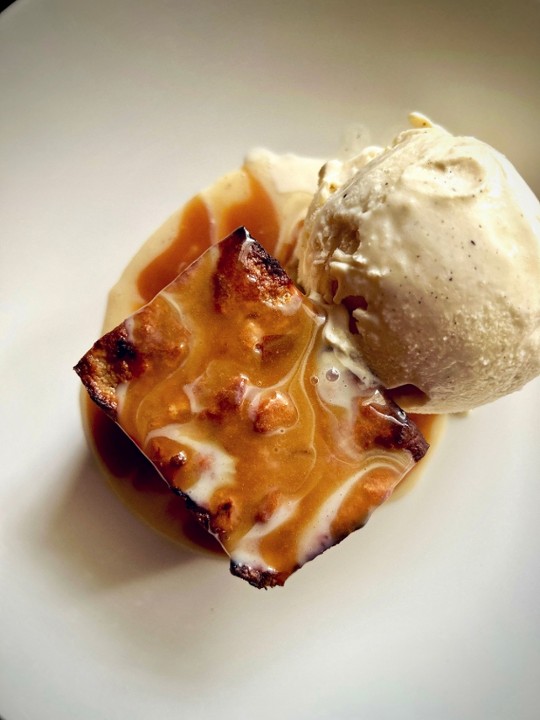 Cinnamon Roll Bread Pudding