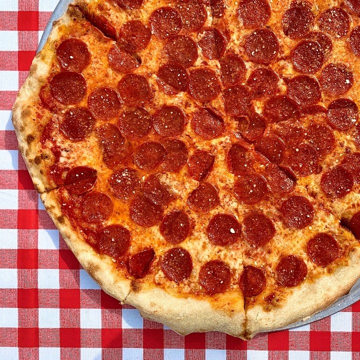 Large Classic Pepperoni Pizza