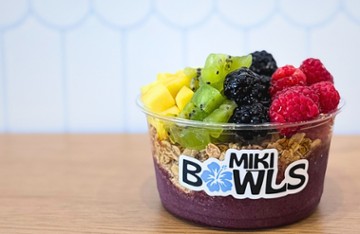 Miki Bowls 1633 Spring Garden