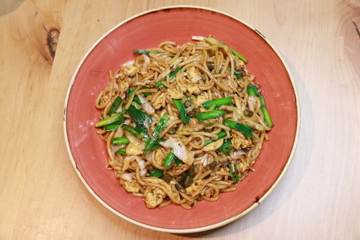 Chef Zhang’s Stir-Fried Rice Noodle 张厨素炒粉*