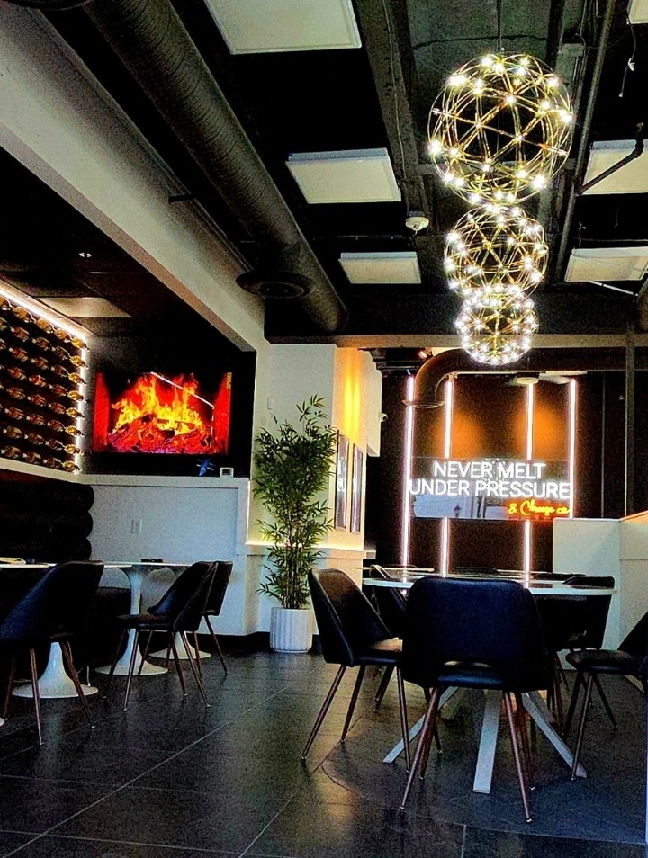 & Cheese Midtown 620 Peachtree St NE