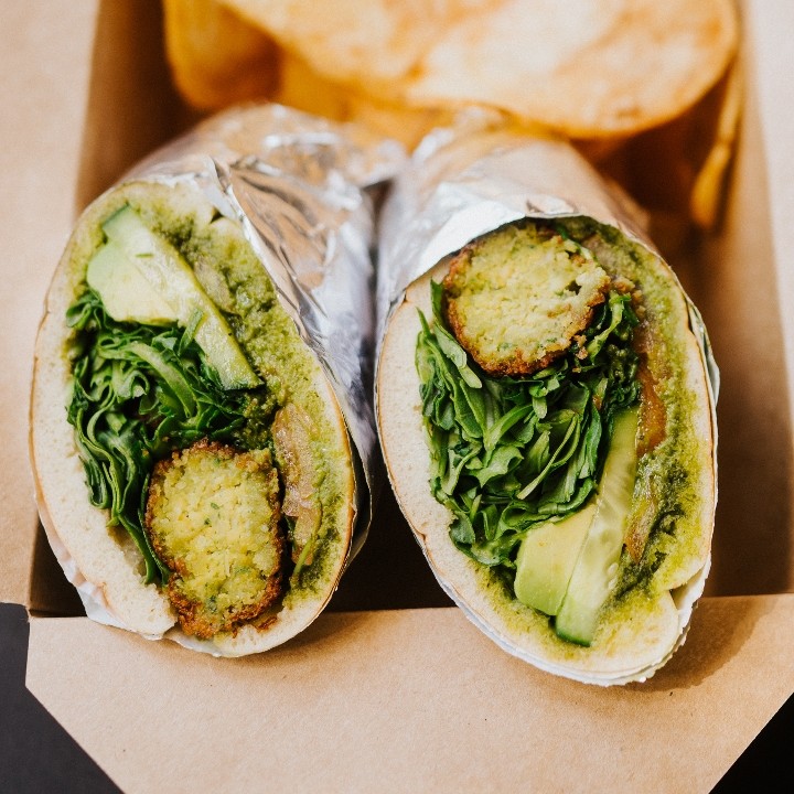 PESTO FALAFEL PITA