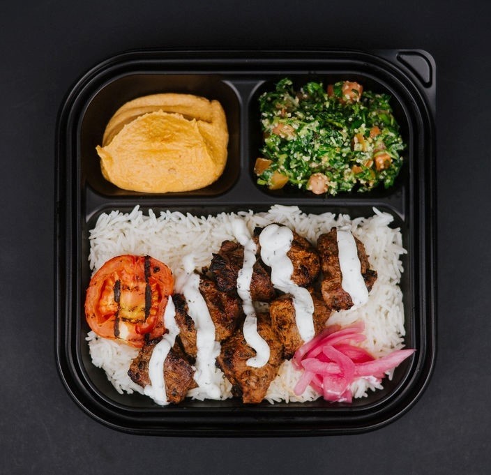 SPICY STEAK KABOB PLATE