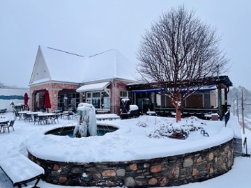 Railside Grill & Bar