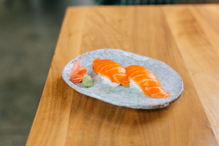 Salmon Nigiri