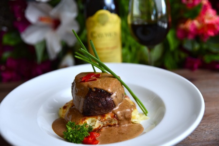 Filet Mignon con Salsa Champagne