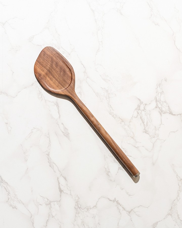 MATERIAL: THE WOOD SPOON