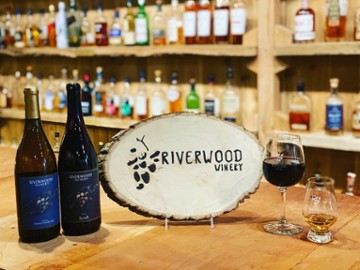 Riverwood Winery 22200 State Route 45 North