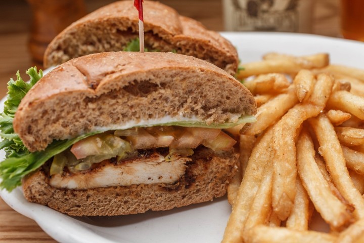 CHICKEN SANDWICH