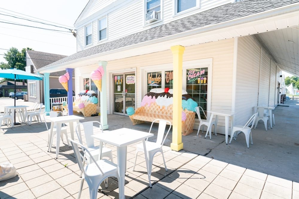 Woody's Coffee & Ice Cream - Cromwell 319 Main Street