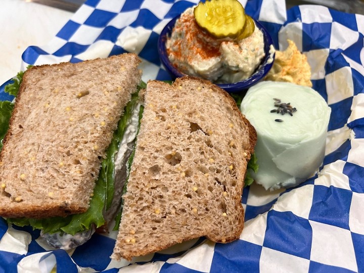 Nutty Chicken Salad Box Lunch