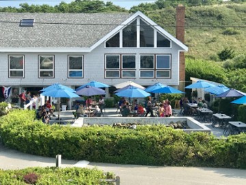 Beach Point Cafe 209 Shore Road