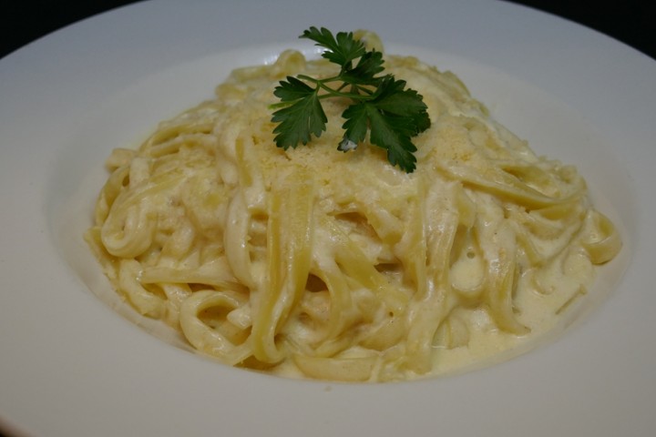 Fettuccini Alfredo