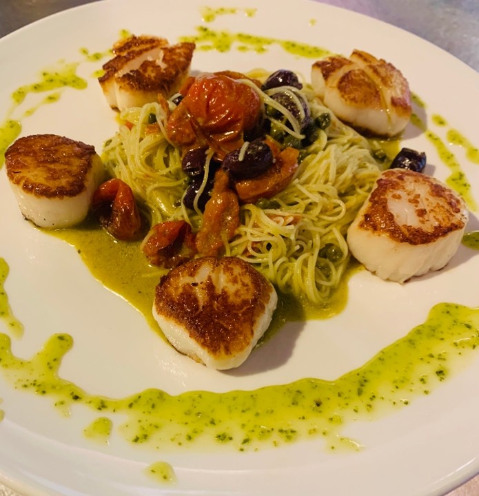 Scallops Puttanesca