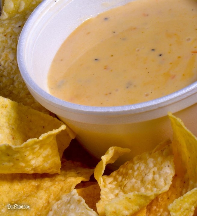 QUESO & CHIPS