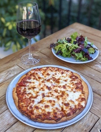 Lunch Special Pizza Combo (wine or beer)
